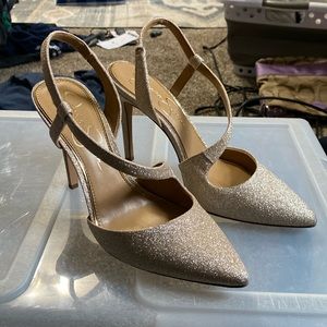 Jessica Simpson paselle pump 8 champagne gold sparkle